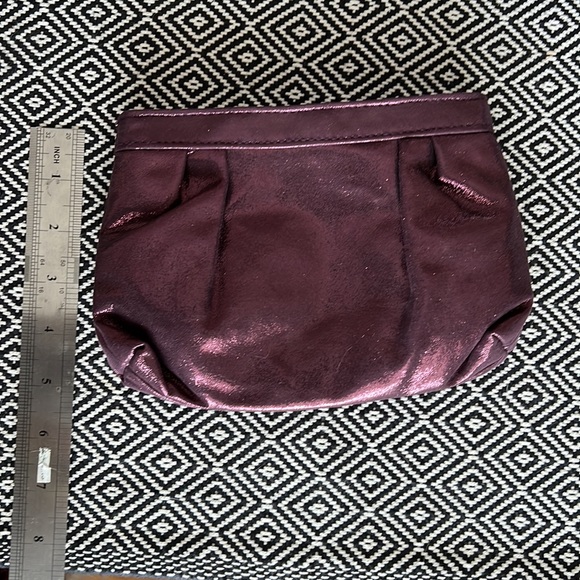 Plum shimmery bag from bare essentials - Picture 7 of 7